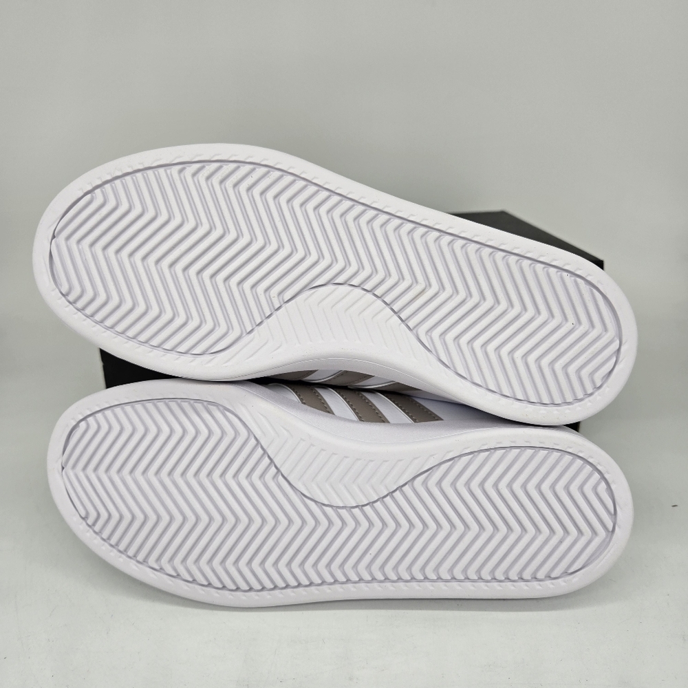 adidas Womwn's Grand Court White Platinum Metallic Tennis Shoes GW9215 Size 6.5 - Picture 7 of 8